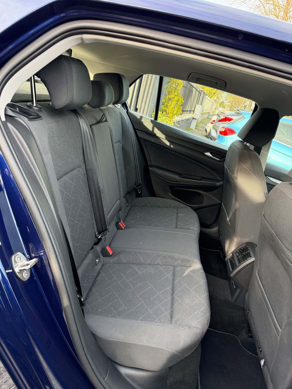 Volkswagen Golf 1.5 eTSI 130 CV EVO ACT DSG Life (12)