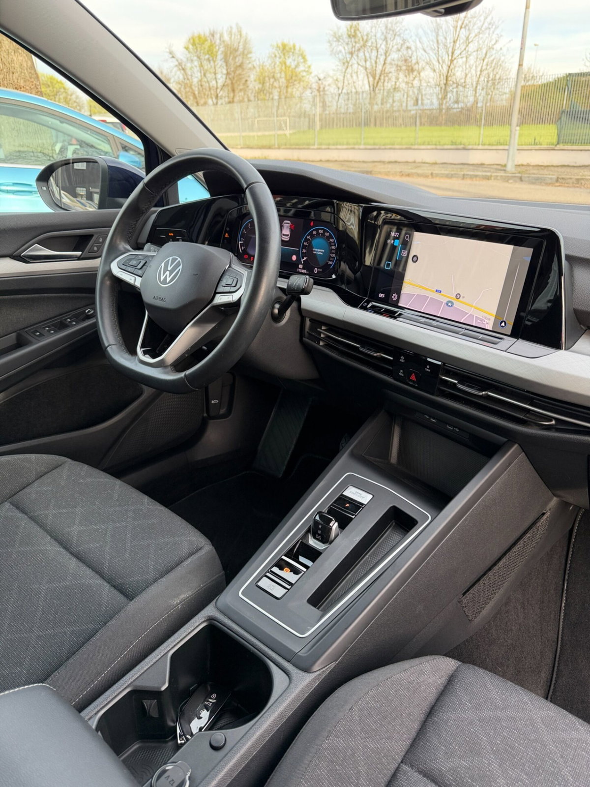 Volkswagen Golf 1.5 eTSI 130 CV EVO ACT DSG Life (14)