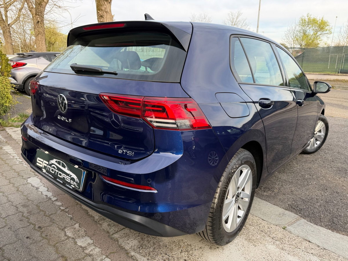 Volkswagen Golf 1.5 eTSI 130 CV EVO ACT DSG Life (5)