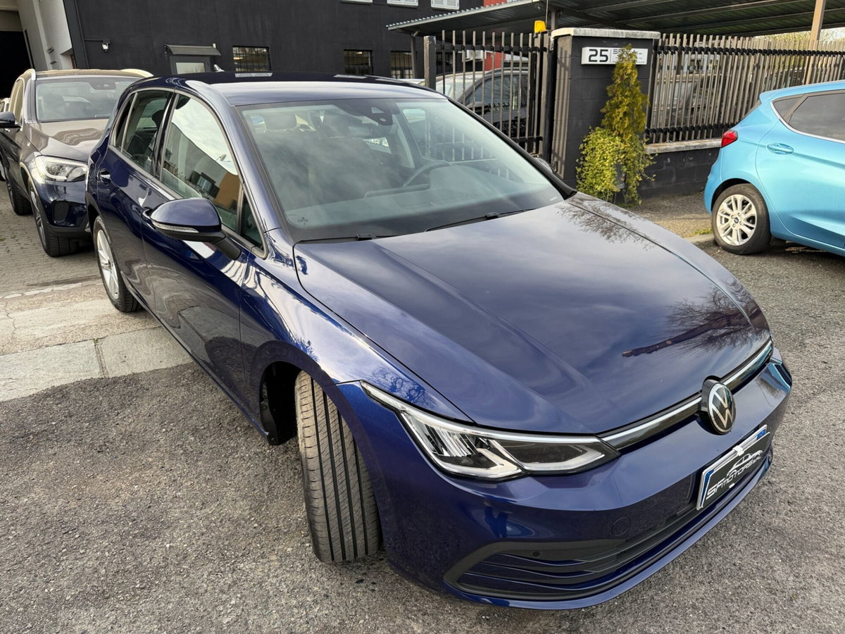 Volkswagen Golf 1.5 eTSI 130 CV EVO ACT DSG Life (6)