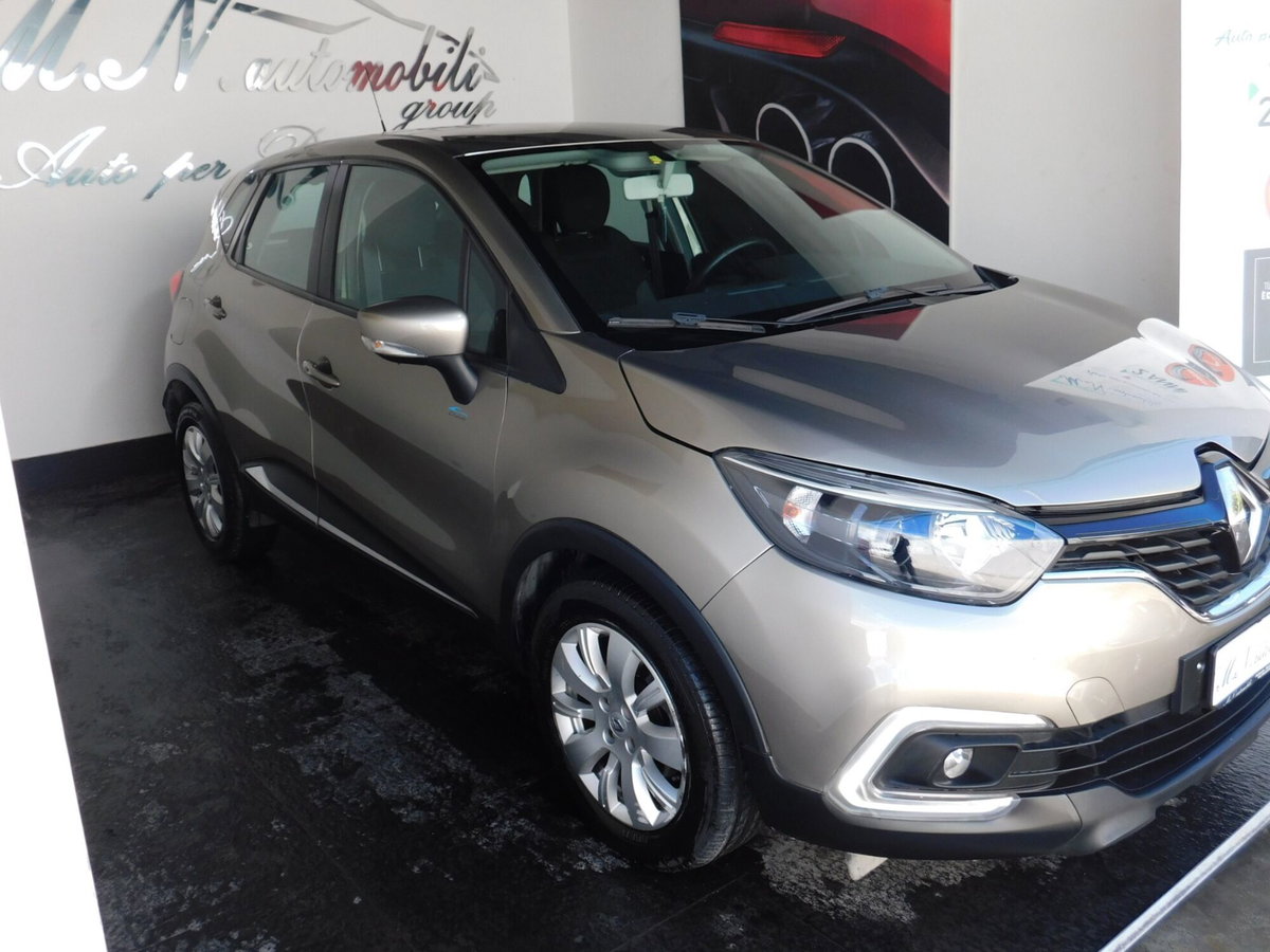 Renault Captur 1.5 dCi 8V 90 CV Start&Stop Wave (2)