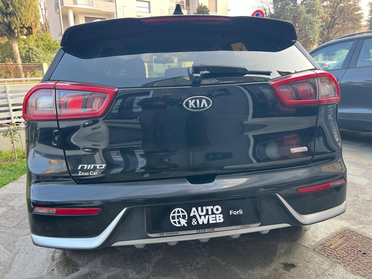 Kia Niro 1.6 GDi DCT HEV Energy (10)