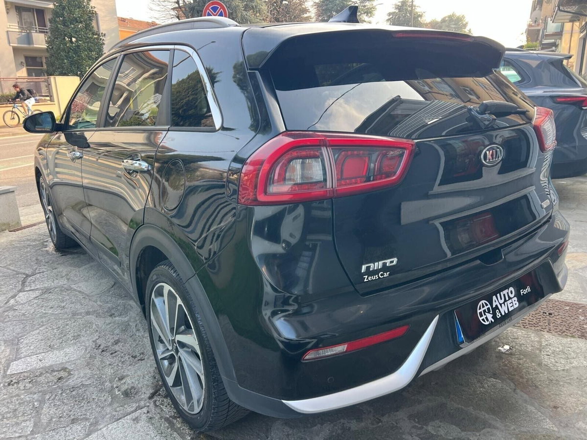 Kia Niro 1.6 GDi DCT HEV Energy (9)