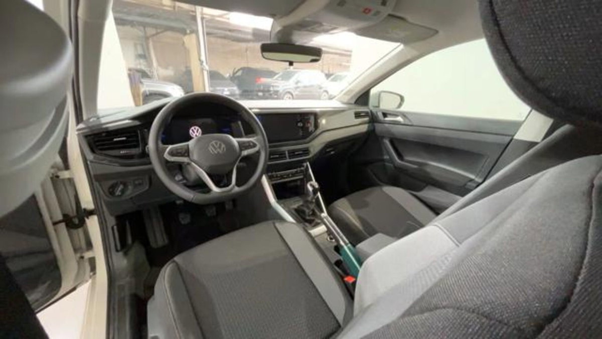Volkswagen Polo 1.0 tsi Edition 95cv (3)