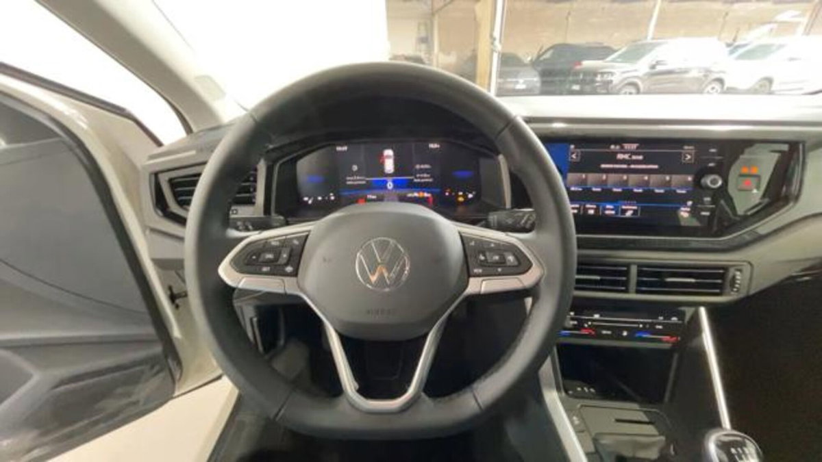 Volkswagen Polo 1.0 tsi Edition 95cv (4)