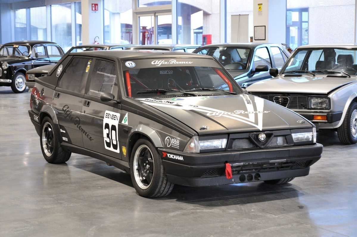 Alfa Romeo 75 2.0i Twin Spark