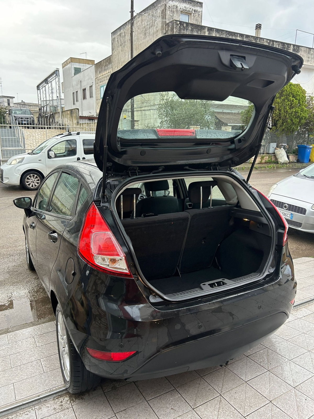 Ford Fiesta 1.5 TDCi 75CV 5 porte (3)