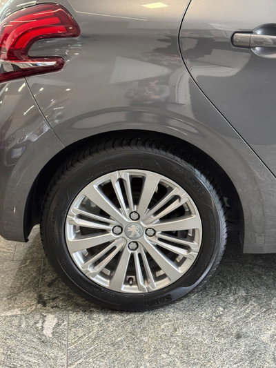 Peugeot 208 82 5 porte Allure (14)