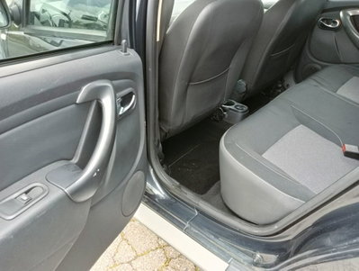 Dacia Duster 1.5 dCi 110 CV S&S 4x2 Serie Speciale Brave (12)