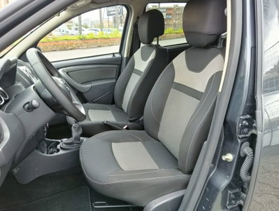 Dacia Duster 1.5 dCi 110 CV S&S 4x2 Serie Speciale Brave (8)