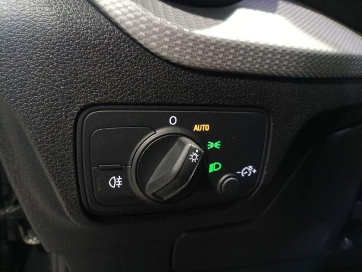 Audi Q2 Q2 30 TDI S tronic Admired (15)