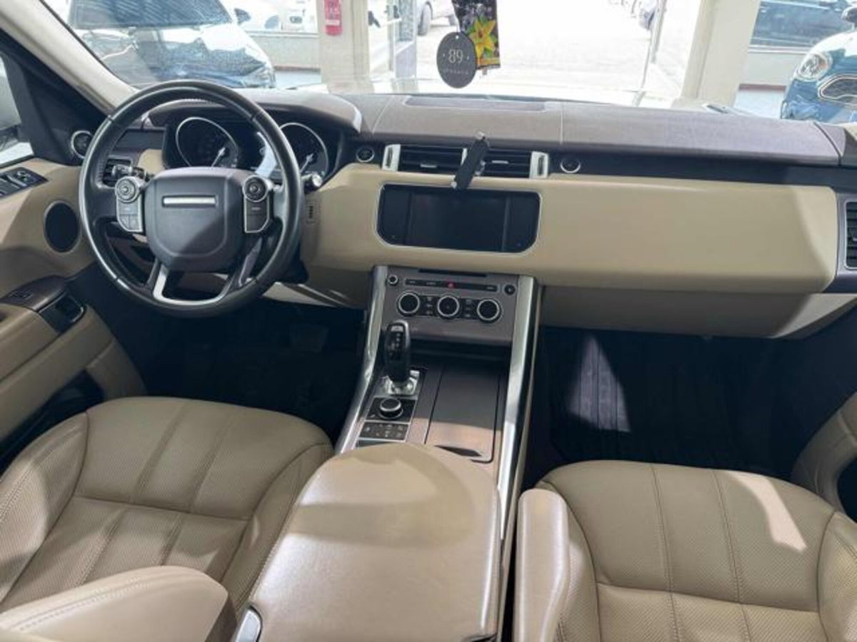 Land Rover Range Rover Sport 3.0 TDV6 HSE Dynamic (11)