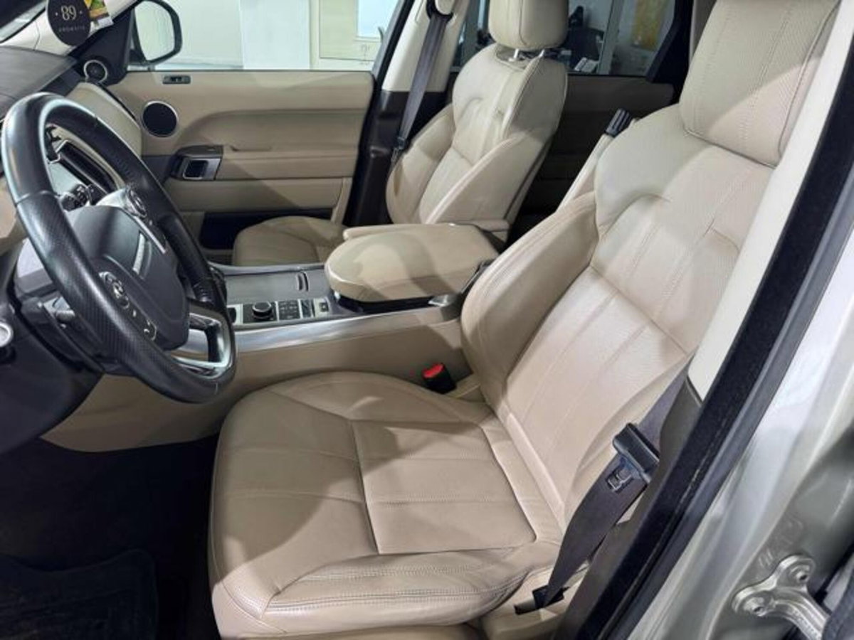 Land Rover Range Rover Sport 3.0 TDV6 HSE Dynamic (13)