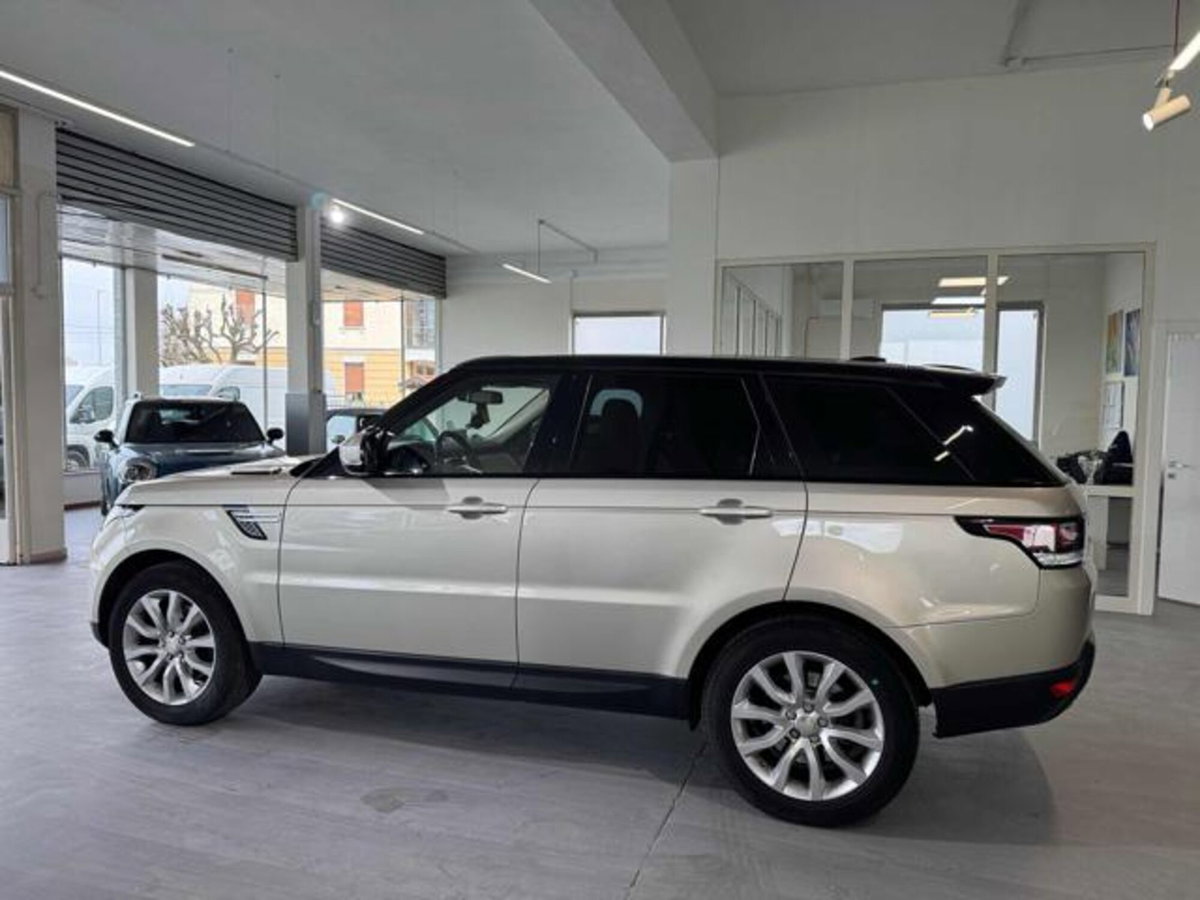 Land Rover Range Rover Sport 3.0 TDV6 HSE Dynamic (6)