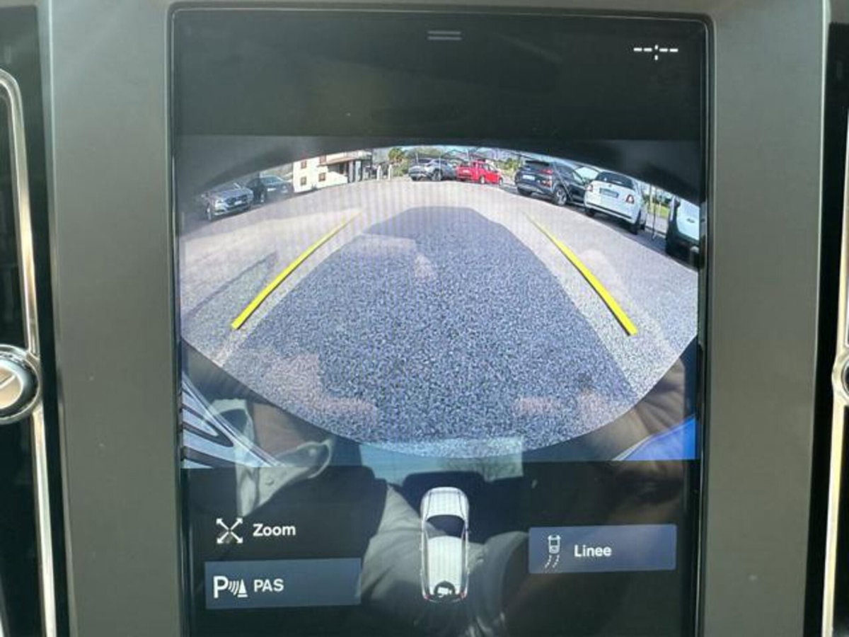 Volvo XC40 D3 Geartronic Business (12)