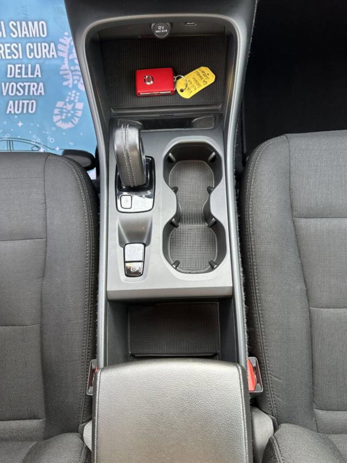 Volvo XC40 D3 Geartronic Business (13)