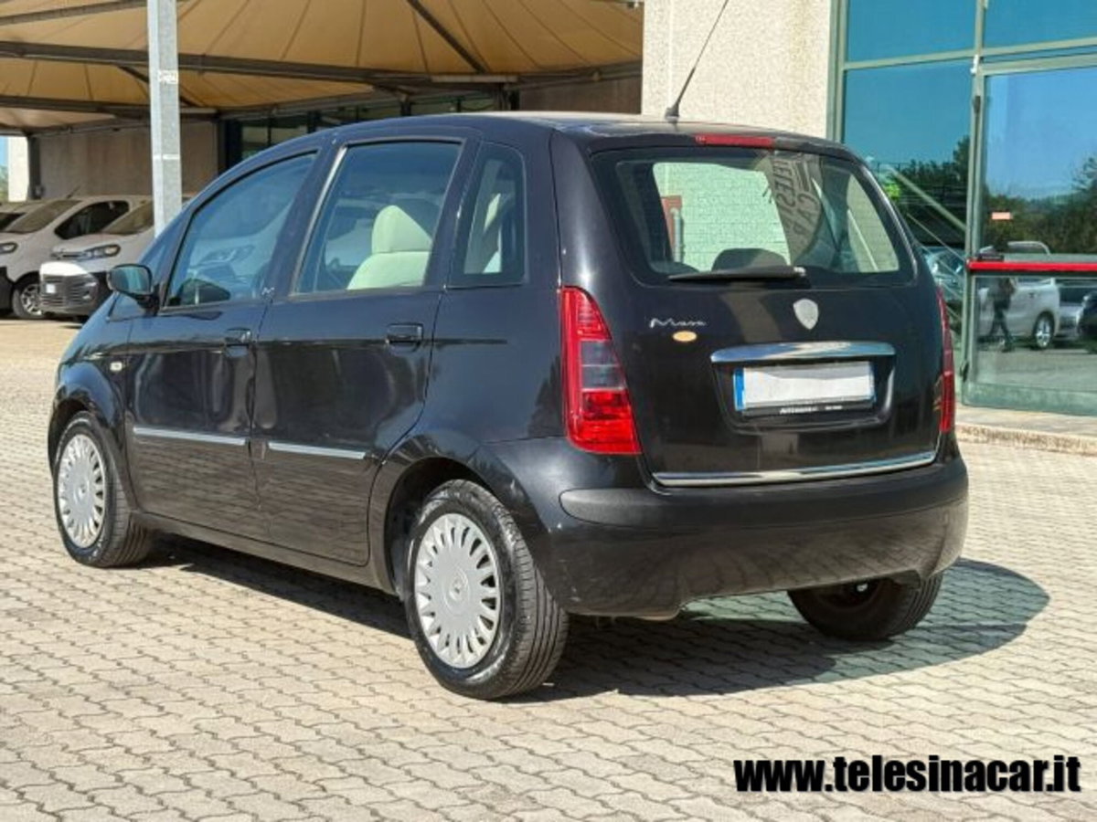 Lancia Musa 1.4 16V Diva (4)