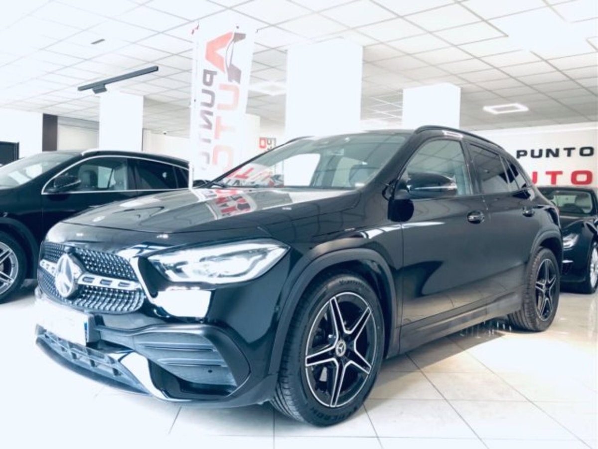 Mercedes-Benz GLA SUV 200 d Automatic Premium