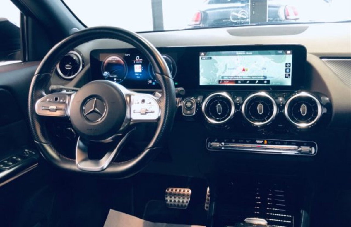 Mercedes-Benz GLA SUV 200 d Automatic Premium (16)