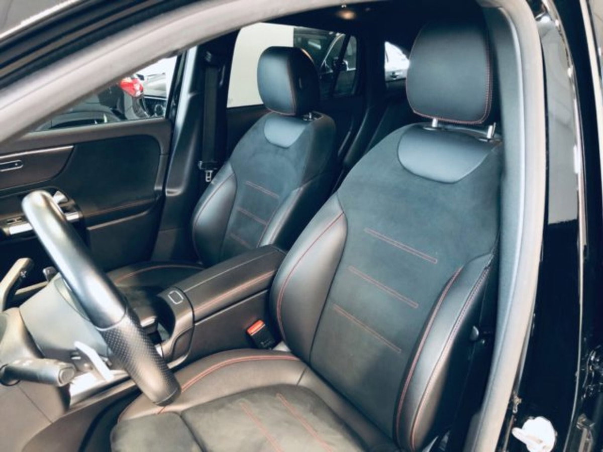 Mercedes-Benz GLA SUV 200 d Automatic Premium (2)