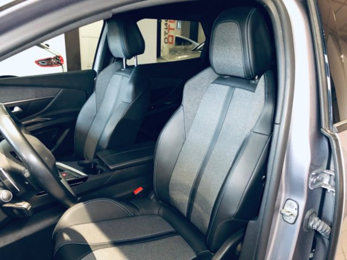 Peugeot 3008 BlueHDi 130 S&S EAT8 Allure Pack (11)