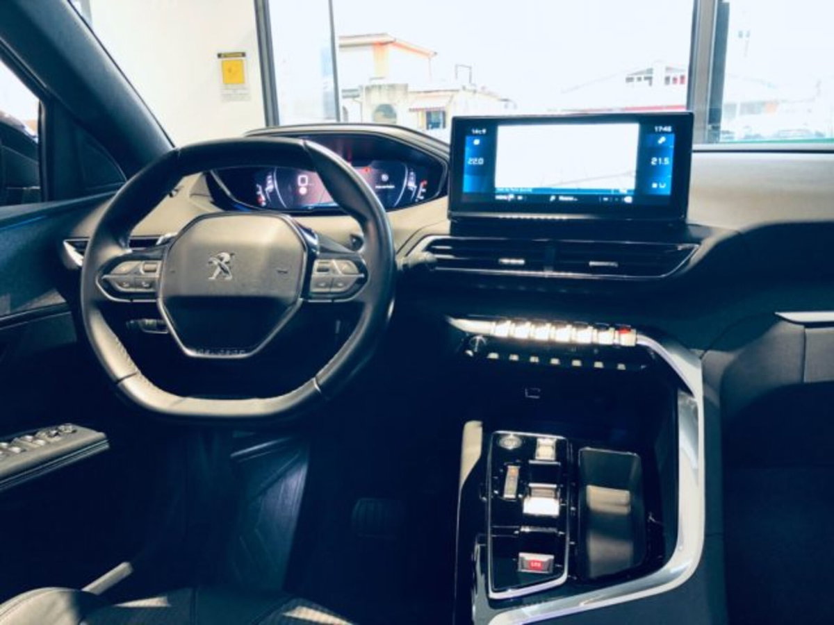 Peugeot 3008 BlueHDi 130 S&S EAT8 Allure Pack (15)