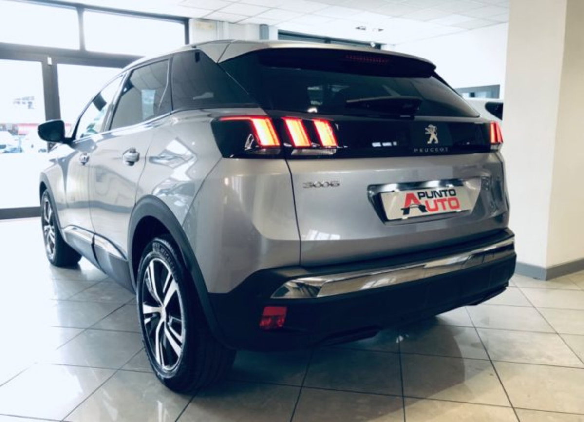 Peugeot 3008 BlueHDi 130 S&S EAT8 Allure Pack (3)