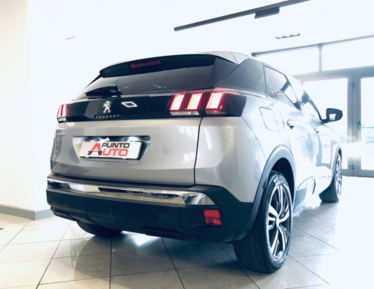 Peugeot 3008 BlueHDi 130 S&S EAT8 Allure Pack (5)