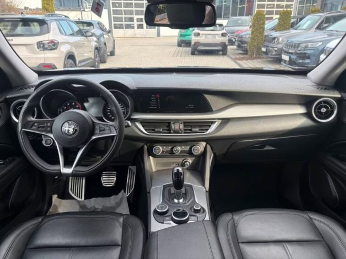 Alfa Romeo Stelvio Stelvio 2.0 Turbo 200 CV AT8 Q4 Super Business (10)