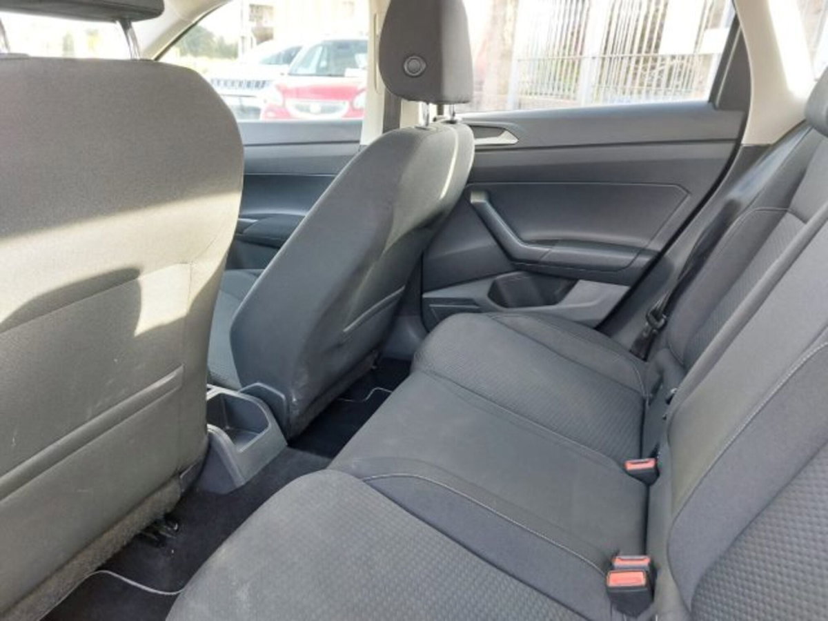 Volkswagen Polo 1.6 TDI 95 CV DSG 5p. Highline BlueMotion Tech. (11)