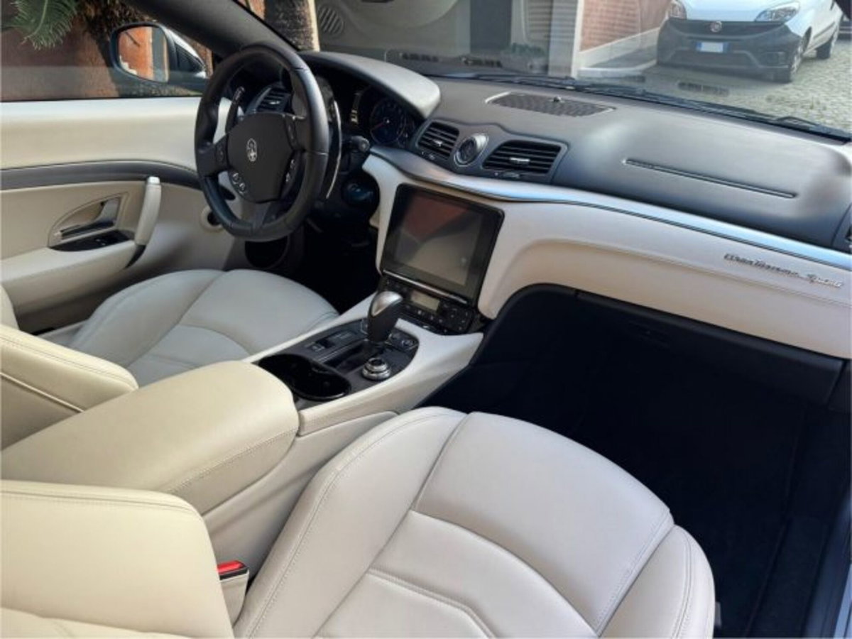 Maserati Granturismo GranTurismo 4.7 V8 Sport (10)