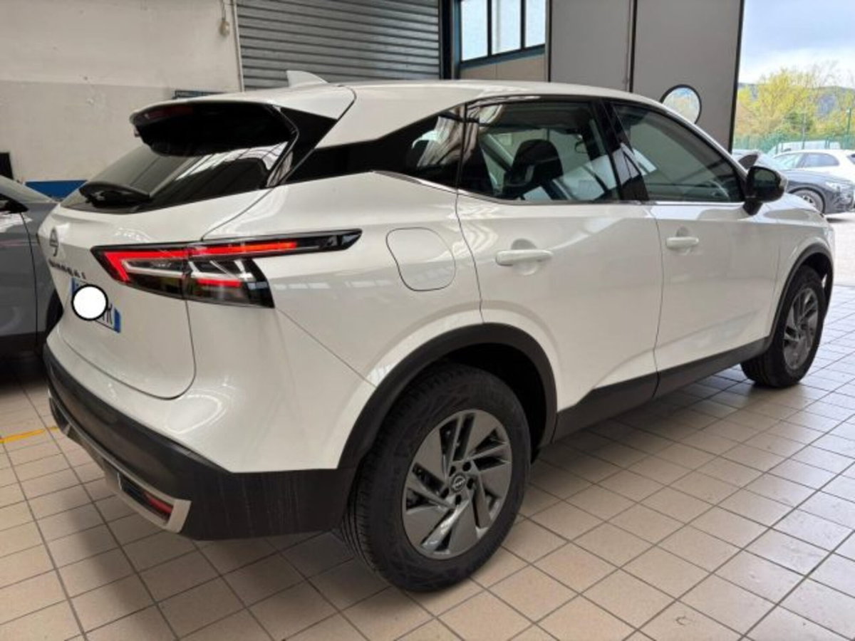 Nissan Qashqai 1.3 mhev Acenta 2wd 158cv xtronic (4)