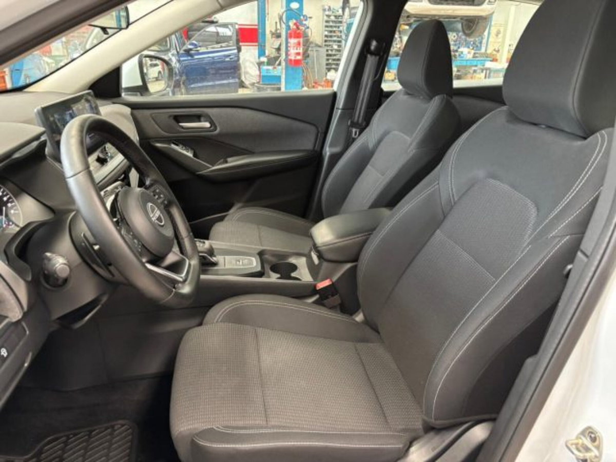 Nissan Qashqai 1.3 mhev Acenta 2wd 158cv xtronic (9)