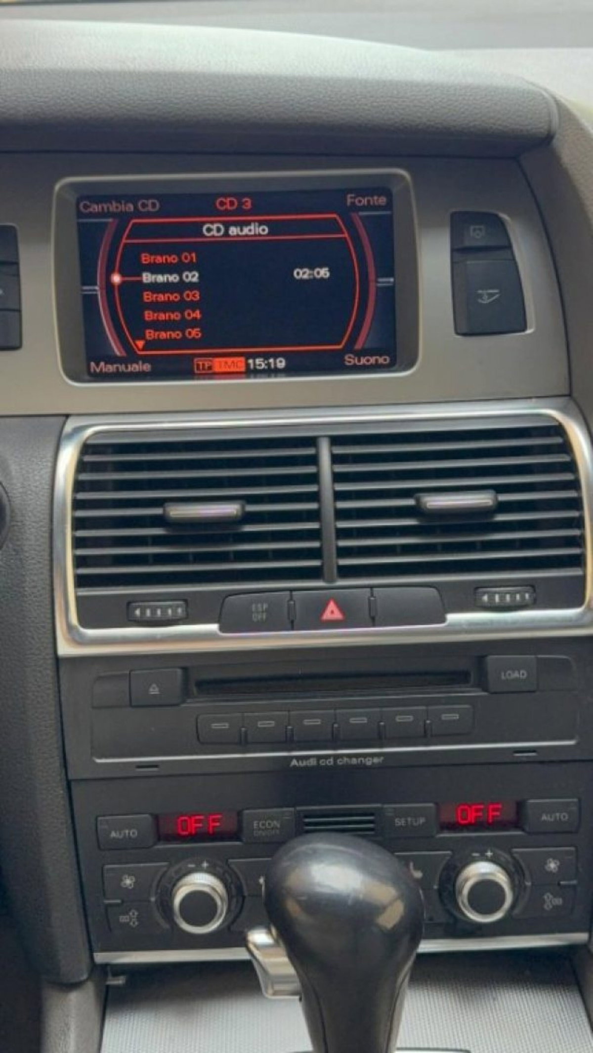 Audi Q7 3.0 V6 TDI 233CV quattro tiptronic (7)