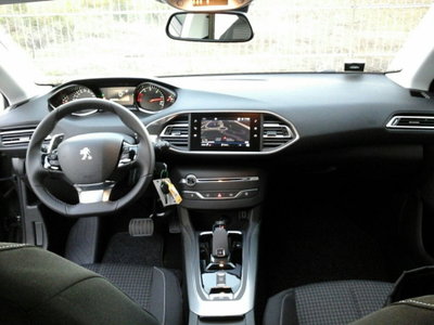 Peugeot 308 BlueHDi 130 S&S EAT8 Active Business (7)
