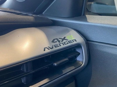 Jeep Avenger 1.2 turbo e-hybrid mhev Upland 4xe 145cv edct6 (18)