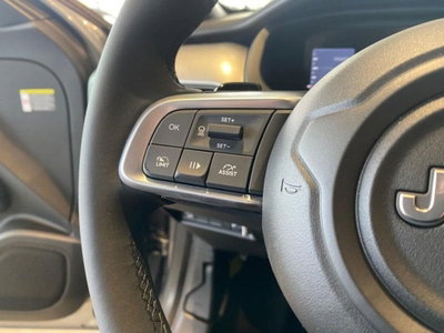 Jeep Avenger 1.2 turbo e-hybrid mhev Upland 4xe 145cv edct6 (19)