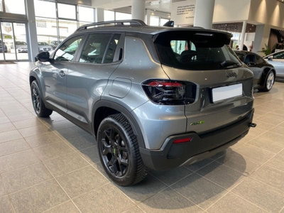 Jeep Avenger 1.2 turbo e-hybrid mhev Upland 4xe 145cv edct6 (5)