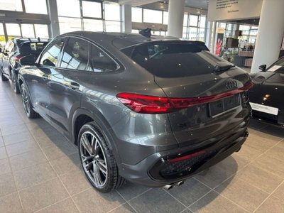 Audi Q5 Sportback 2.0 tdi mhev+ Launch Edition S line quattro 204cv s-tronic (7)