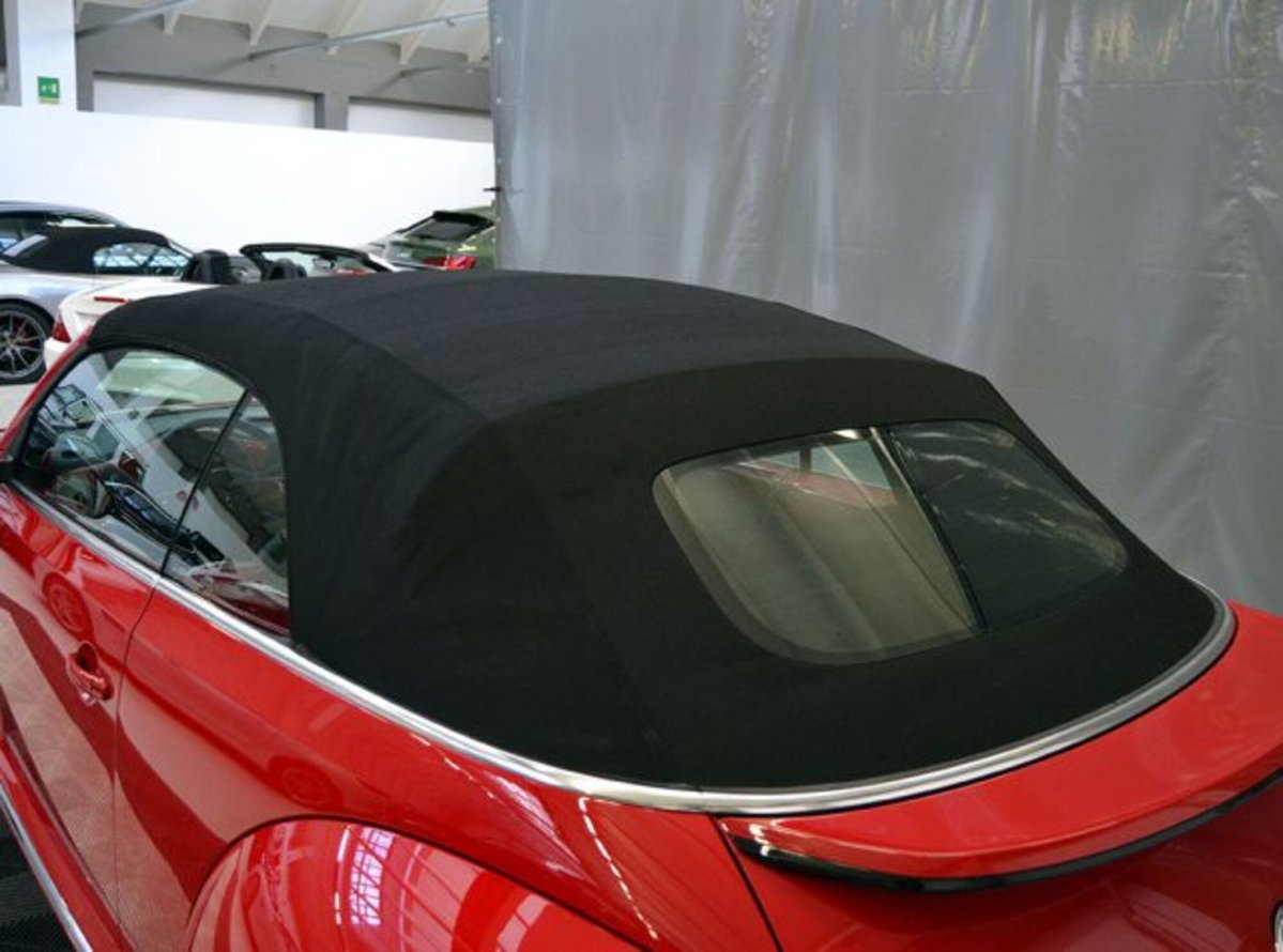 Volkswagen Maggiolino Cabrio 1.2 TSI Design (19)
