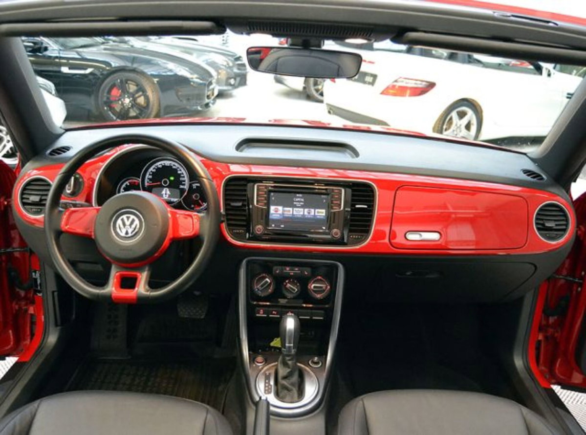 Volkswagen Maggiolino Cabrio 1.2 TSI Design (5)