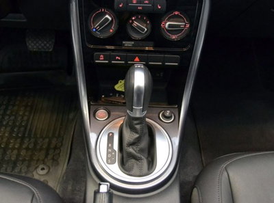 Volkswagen Maggiolino Cabrio 1.2 TSI Design (9)