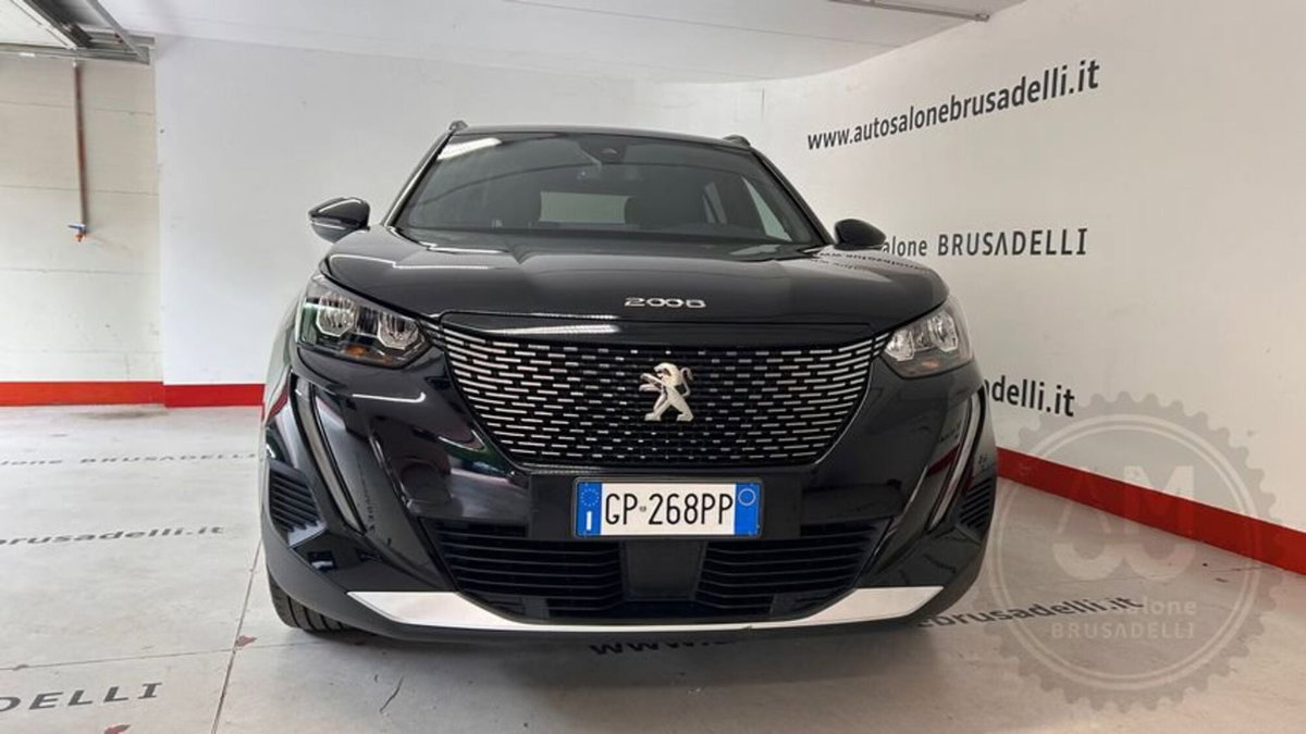 Peugeot 2008 1.2 puretech Active s&s 100cv (2)