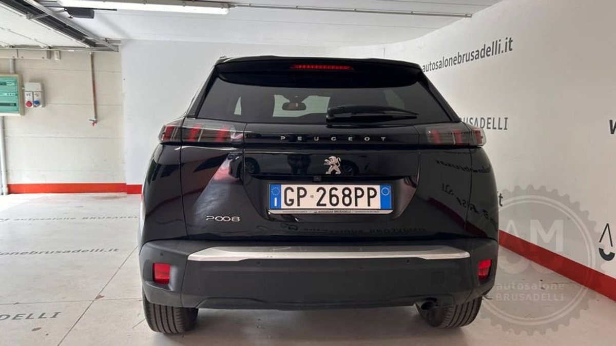 Peugeot 2008 1.2 puretech Active s&s 100cv (4)