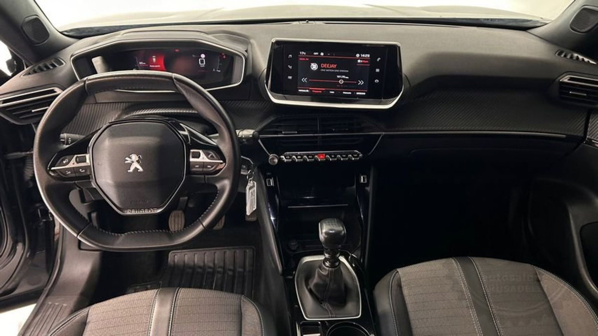 Peugeot 2008 1.2 puretech Active s&s 100cv (5)