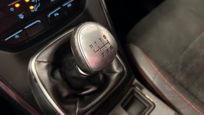 Ford Kuga 1.5 EcoBoost 120 CV S&S 2WD ST-Line (14)