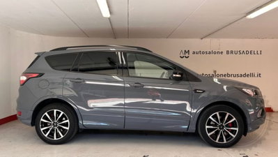 Ford Kuga 1.5 EcoBoost 120 CV S&S 2WD ST-Line (3)