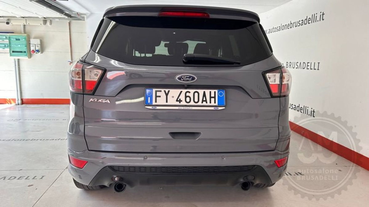 Ford Kuga 1.5 EcoBoost 120 CV S&S 2WD ST-Line (4)