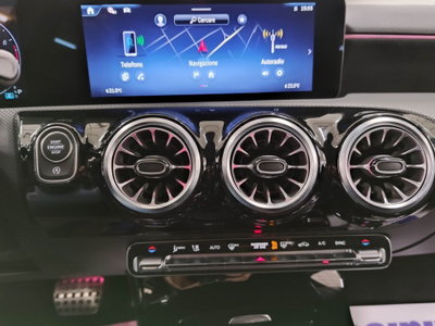 Mercedes-Benz Classe A 180 Premium (17)