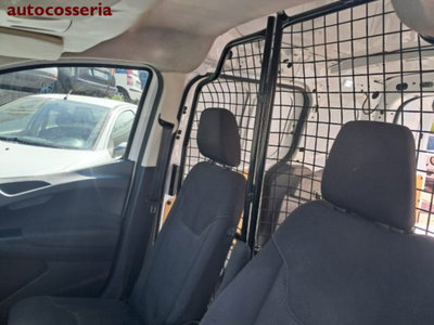 Ford Transit Courier 1.5 TDCi 100CV  Titanium (7)